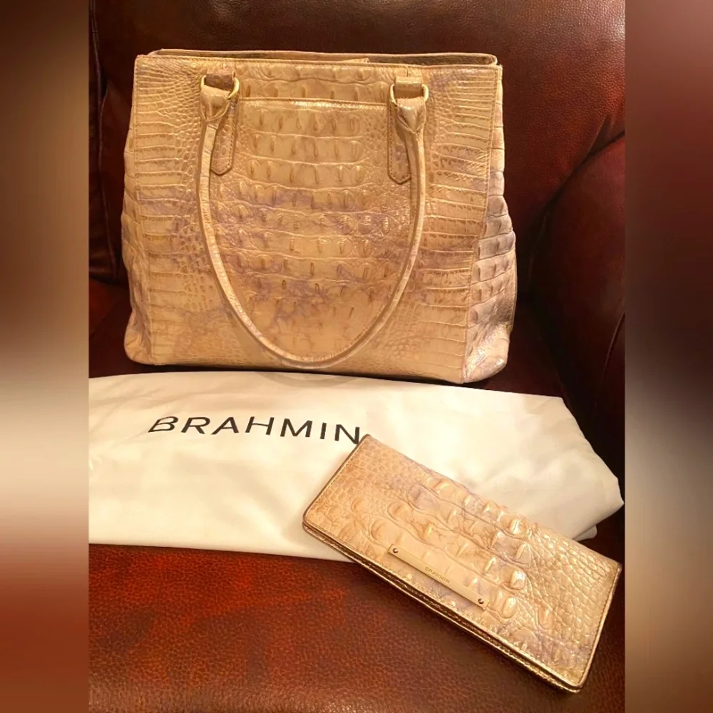 REDUCED!!NWOT Brahmin Melbourne "Joan" Tote Bag in Cream and Gold and Ady Wallet - Picture 2 of 7